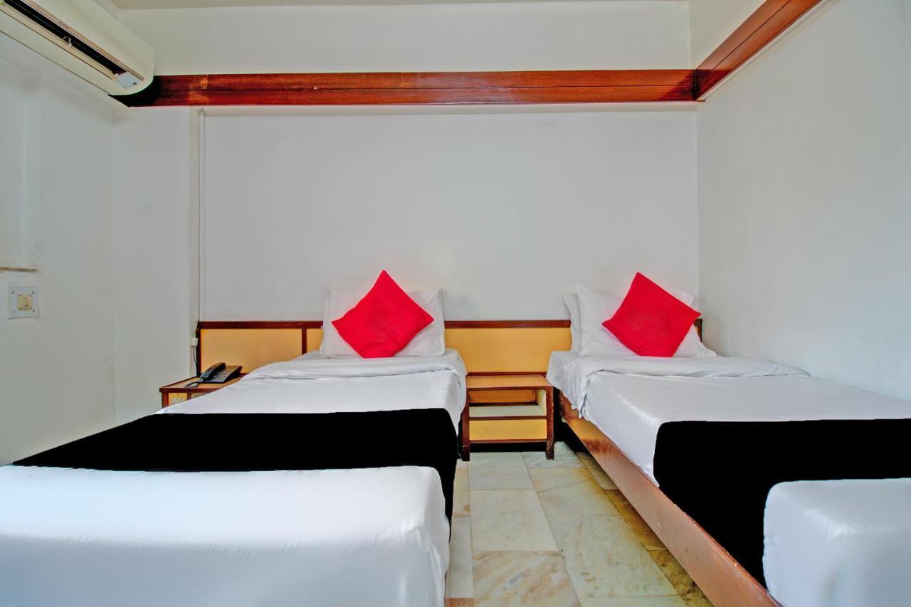 Capital O 76484 Hotel Balwas International Bombaim Exterior foto
