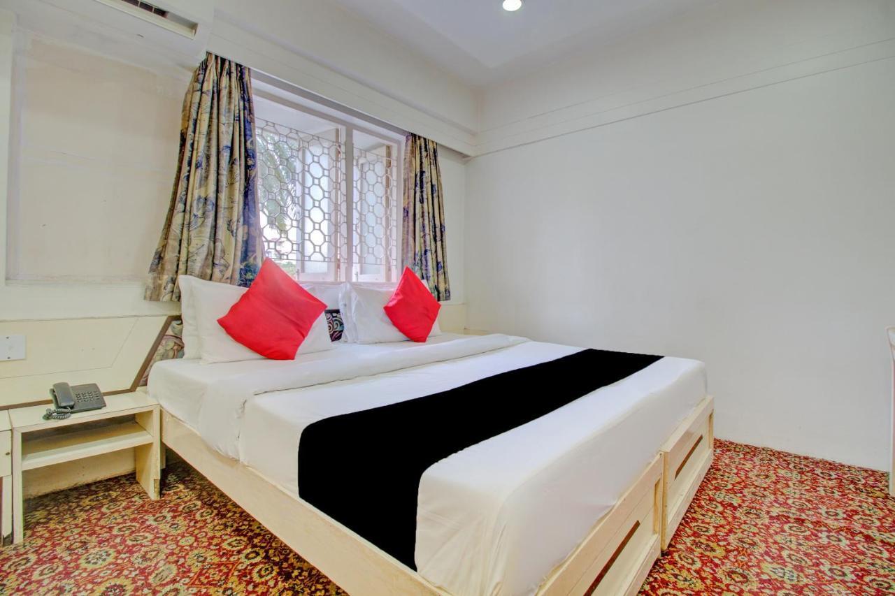 Capital O 76484 Hotel Balwas International Bombaim Exterior foto