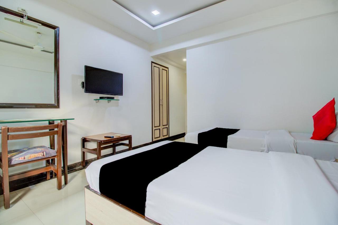 Capital O 76484 Hotel Balwas International Bombaim Exterior foto